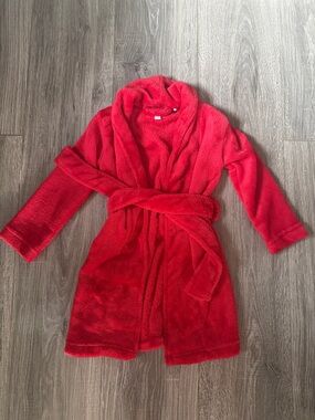 Catherine Malandrino Kids Plush Red Bath Robe with Hood and Tie Belt Size 4T